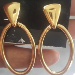 Gold earrings